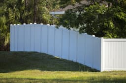 Lighting & Features — vinyl fencing sample 05